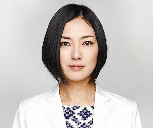 板谷由夏